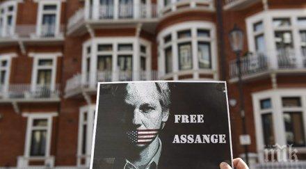 снемат част обвиненията асанж