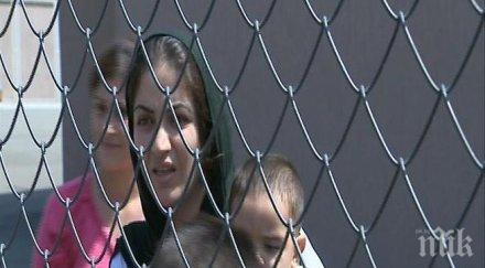 около 000 бежанци потърсили убежище нас