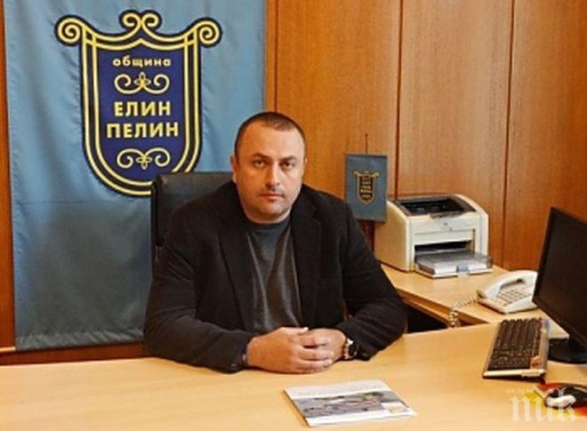 Общинският съвет отстрани кмета на Елин Пелин от длъжност