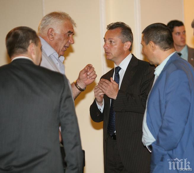 Прехвърлят имоти и съоръжения на ГКПП на АМ Митници