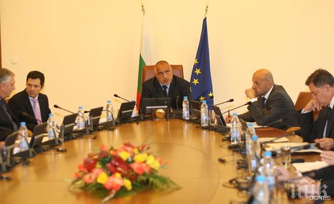 Официално отмениха графиците за отпуски