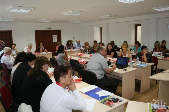 Учещите възрастни у нас са шест пъти по-малко от средното в ЕС