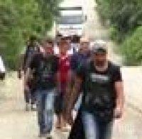 Имигрантски бой за място във влак от Македония за Западна Европа (видео)