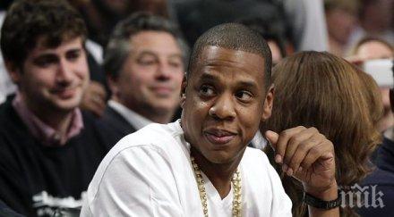 джей застава съда септември плагиатство