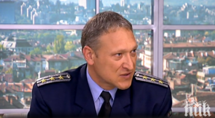 шефът пътна полиция извършва повторен оглед местопроизшествието ловеч където снощи блъснато дете