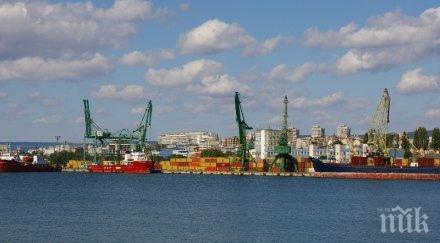 пристанище варна отворено всички кораби