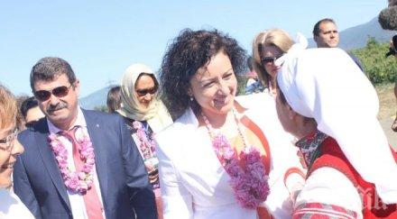 десислава танева празнува стражица