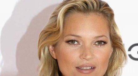 kейт мос иска спаси брака