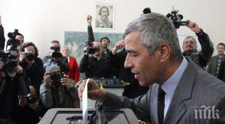 сръбски политик обвинен военни престъпления влезе болницата