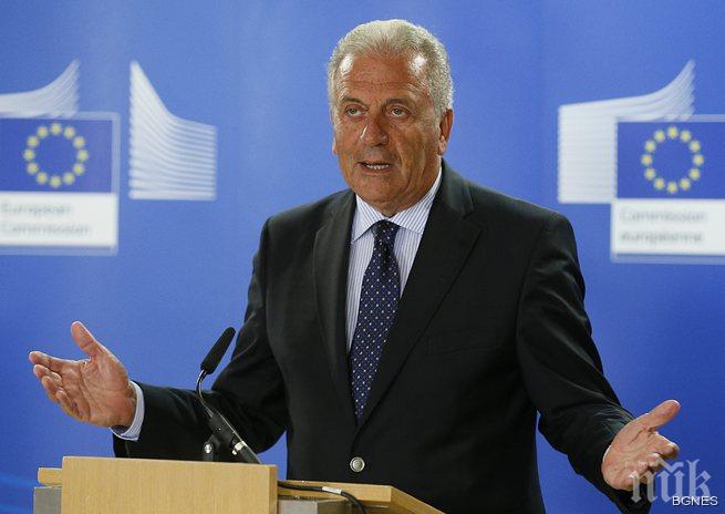 Еврокомисар: Изправени сме пред най-тежката бежанска криза