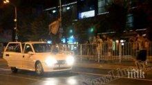 Петима полуголи мъже буйстваха в центъра на Варна през нощта, полицията едва ги озапти (снимки)