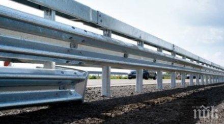 масово рязане мантинели месец апашите отмъкнали километър