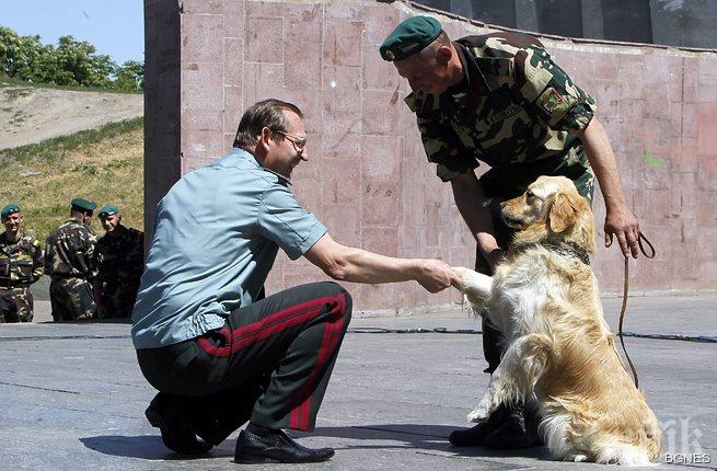 Борбата с престъпността на ново ниво! Куче надуши тунел, който затворници копаели под земята