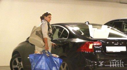 пик ретро ани салич зарязана мъжа папарашки снимки