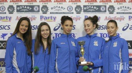 ансамбълът художествена гимнастика подари златен медал министър кралев