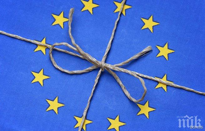 ESM трябва да одобри днес програмата за Гърция