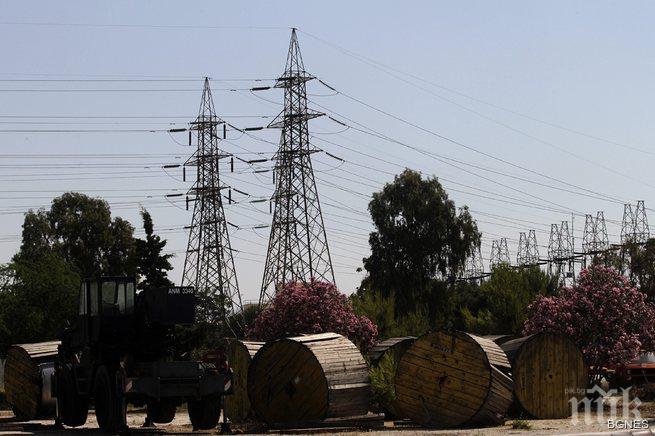 2 млрд. дължат клиенти на гръцкото електроразпределително дружество