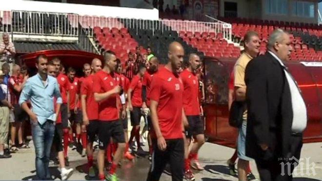 Капитанът на Локомотив (Сф): Новите шефове обещаха много, но не правят нищо, ставаме клошари!