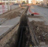 Цял блок се напука в Русе след аварирал водопровод