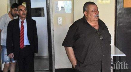 жестока гавра локо скандалните собственици сменят футболистите магазинери