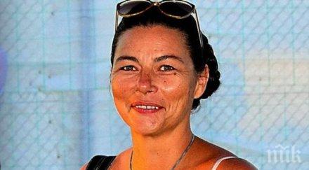 ужасяващо нероден близнак тялото жена години