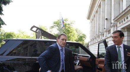 кирил домусчиев време направим силен отбор