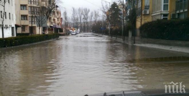 ПИК TV: Ремонтираното Цариградско шосе се наводни при Горубляне
