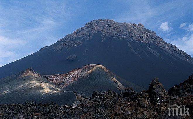 Шлака запуши японски стратовулкан, очаква се взривно изригване
