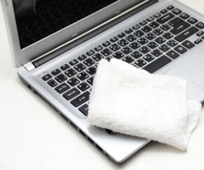 Кметове и кметски наместници в Радомир с подарък - имат си нови лаптопи
