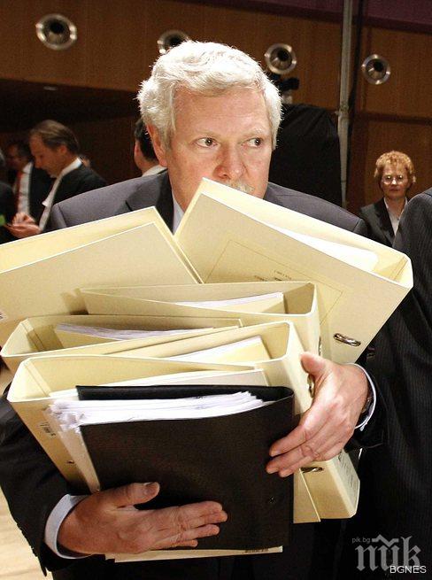 Скандално! Чиновници изгубиха 10 млн. евро под формата на документи по проект