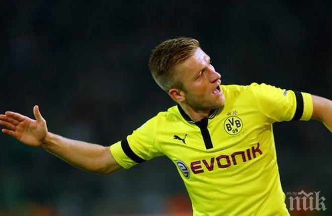 Тухел гони трима от Борусия (Дортмунд)