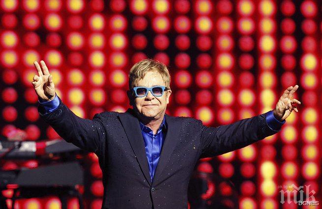Елтън Джон вдигна ембаргото срещу Долче и Габана