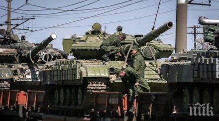 докато преговорите текатсеверна корея удвои оръжията границата