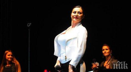 грандиозно шоу несебър цеца вдигна крака 000 души снимки