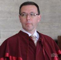 Ръководителят на Апелативната специализирана прокуратура поиска оставката на Светлозар Костов