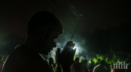 суеверни китайци крият призраци нощ