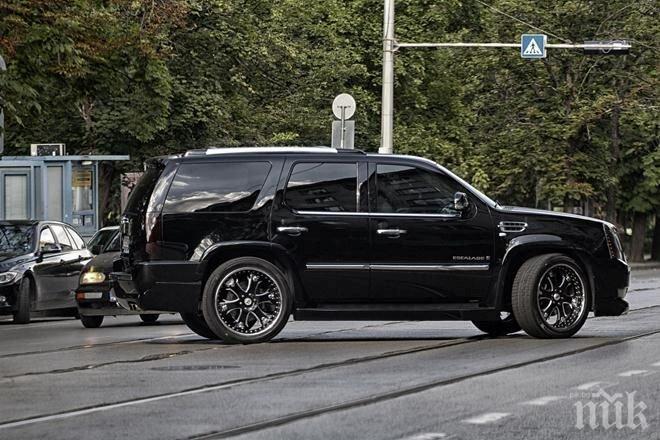 Първо в ПИК! Димитър Бербатов в София, изчаква оферти от грандове
