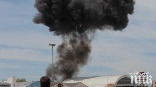 11 вероятно са загиналите при сблъсъка на двата самолета в Англия
