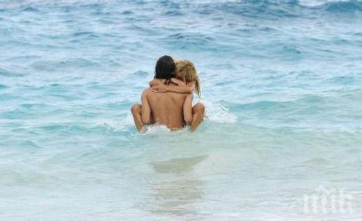 Ето кои са най-пикантните секс травми през лятото
