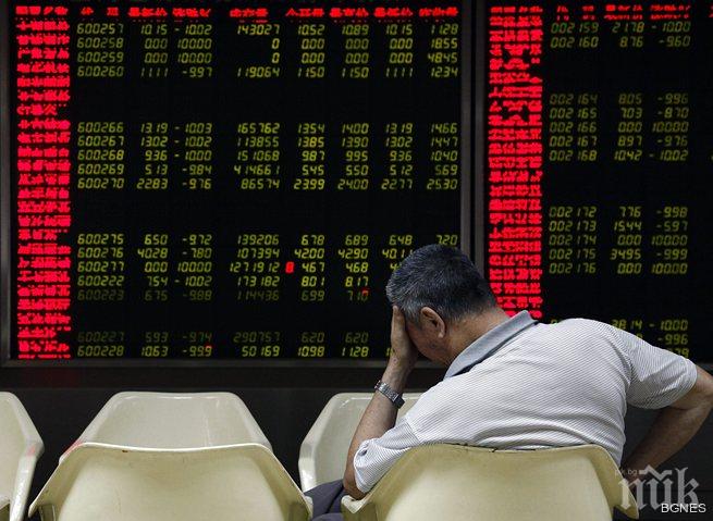 Китайските акции продължиха своето свободно падане