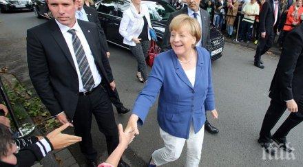 меркел губи подкрепа