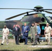 Борисов гледа тактическото учение с бойни стрелби на полигона в Шабла (снимки)
