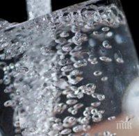 Изпиването на половин литър вода преди ядене помага при отслабване