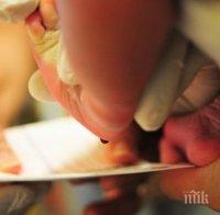 Първата излекувана от ебола жителка на Сиера Леоне стана майка