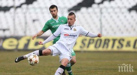 лудогорец посреща славия пряка битка върха