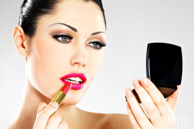 Гримът върши чудеса! Пет лесни стъпки, с които ще изглеждаме по-млади
