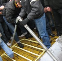 Фенове на Ювентус пердашат с тояги и пръти в Парма