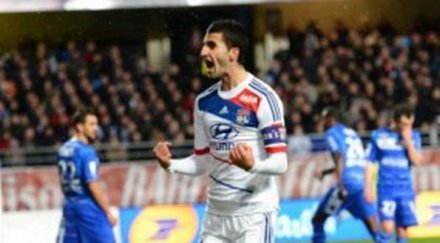 лион отново първи