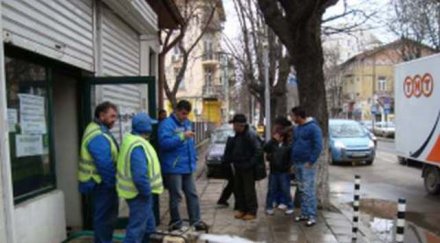измамници събират пари псевдо служители софийска вода