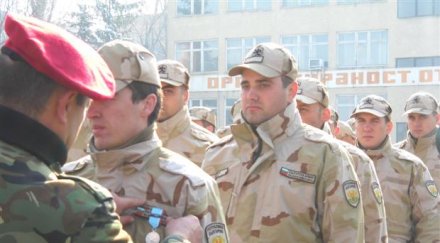 убиха френски войник мали